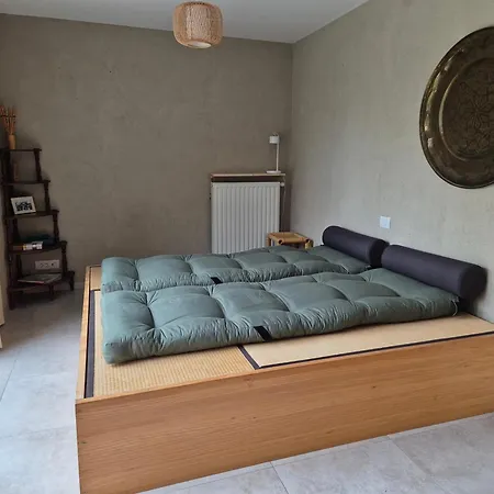 Met Futon B&B 오스텐드