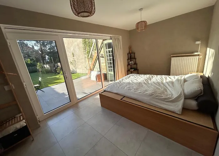 Ryokan Bed & Breakfast